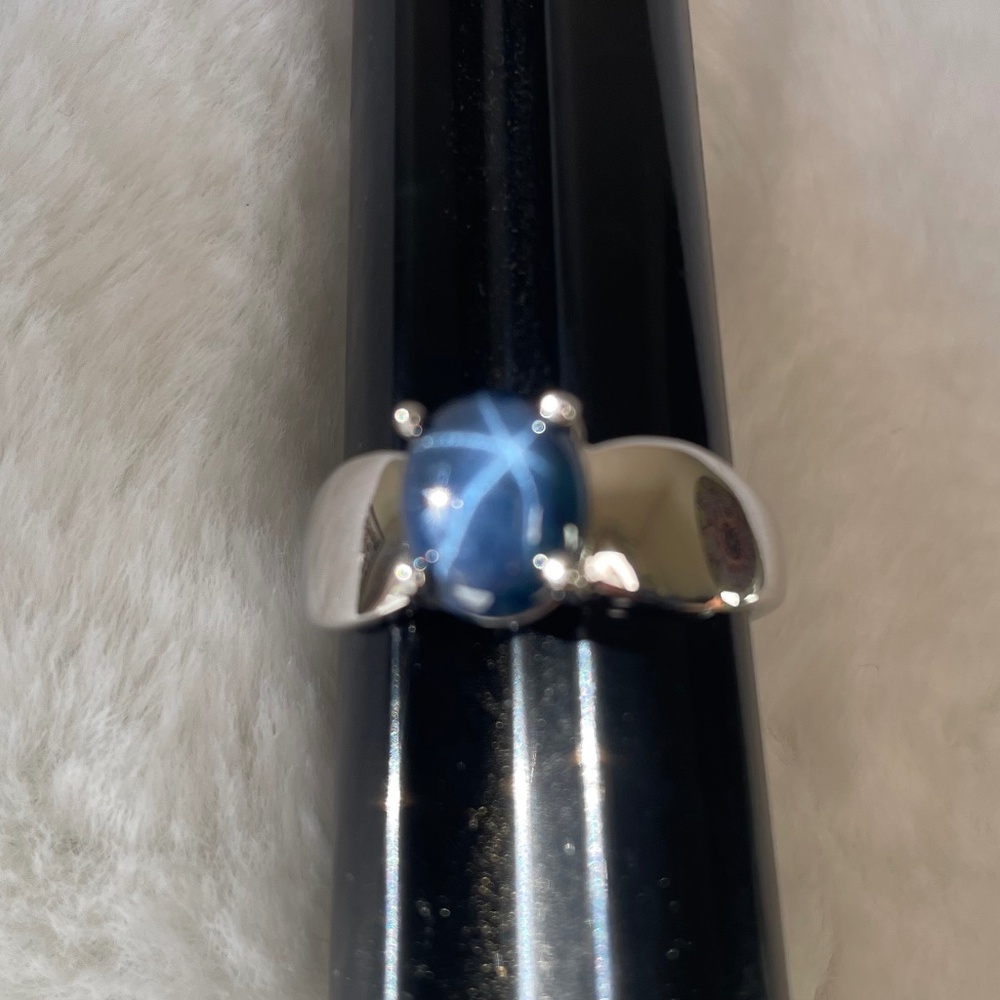Oval Cabochon Blue Star Sapphire Ring size 11 NWT